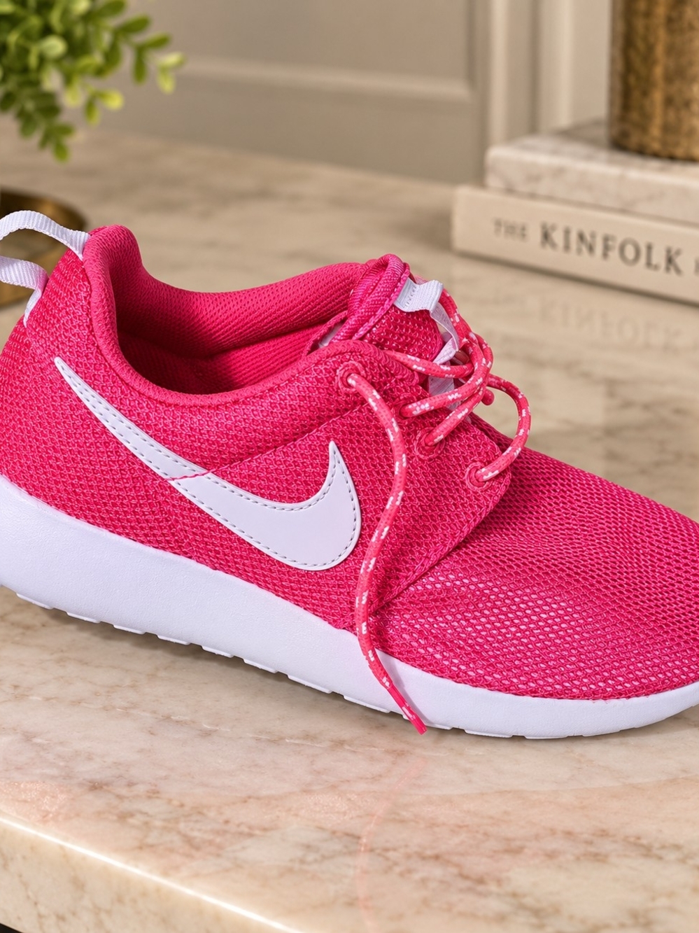 Nike Roshe One GS Mesh Running Shoes – Hyper Pink/White – Size 4.5 Youth